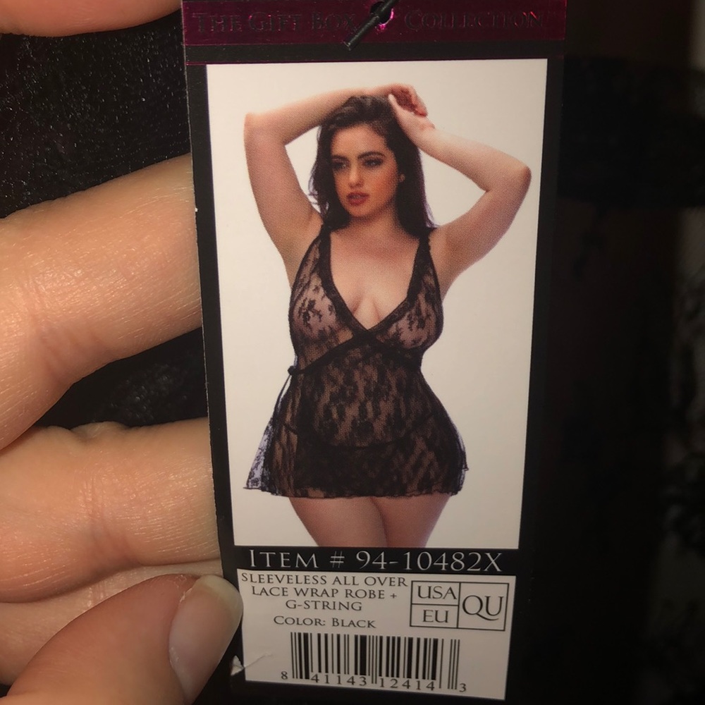 2X Lace wrap robe plus g-string